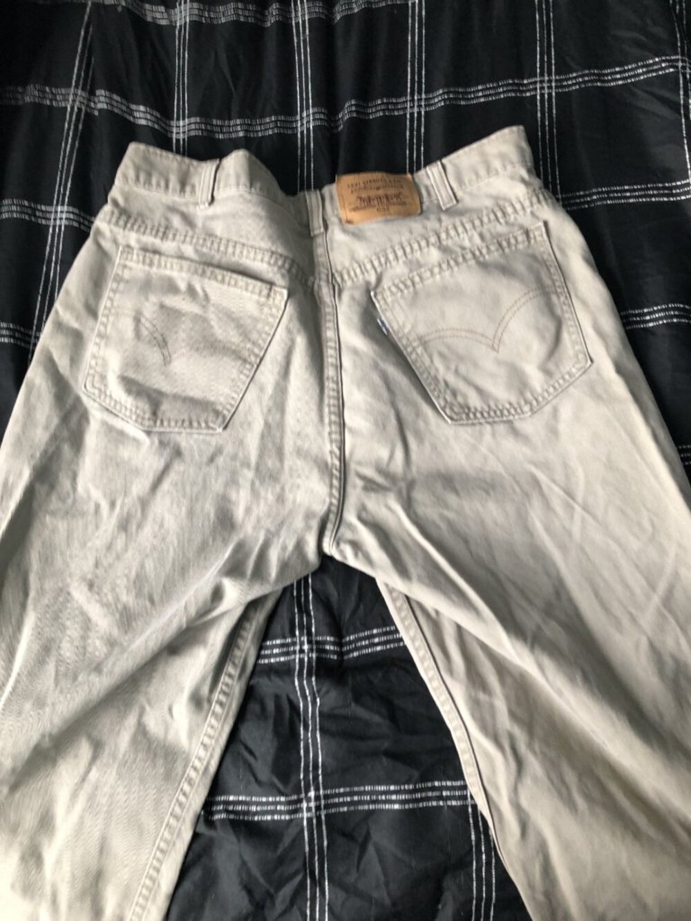 Levis Jeans Biege size 34/32